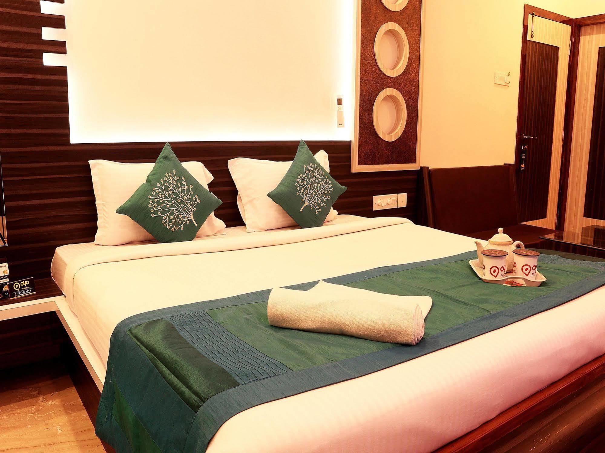 Hotel Narayani Enclave Kalkutta Exterior foto